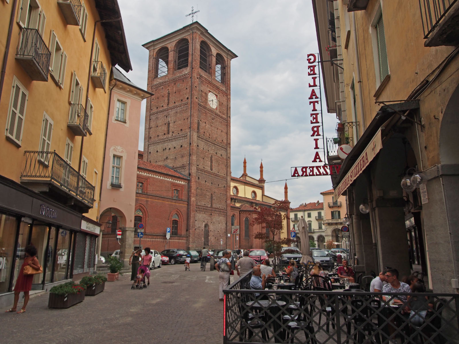 ville italienne du Piedmont
