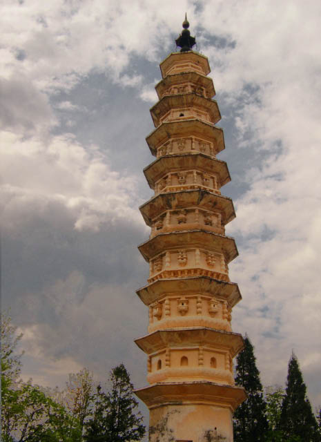 pagode près de Dali (Yunnan)