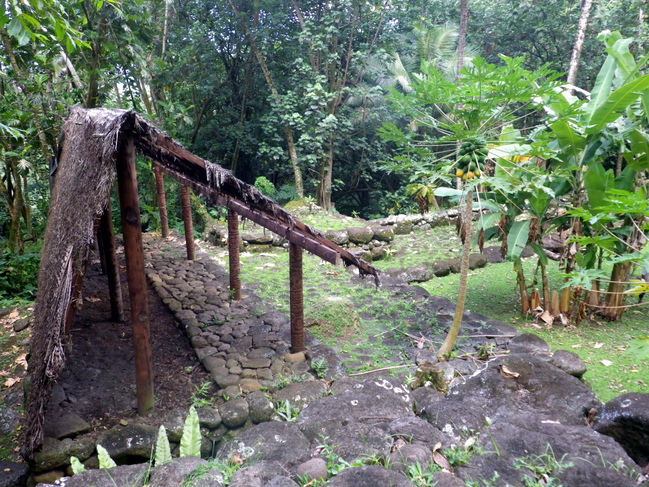 Site archéologique de Kamuihei sur Nuku Hiva aux Marquises