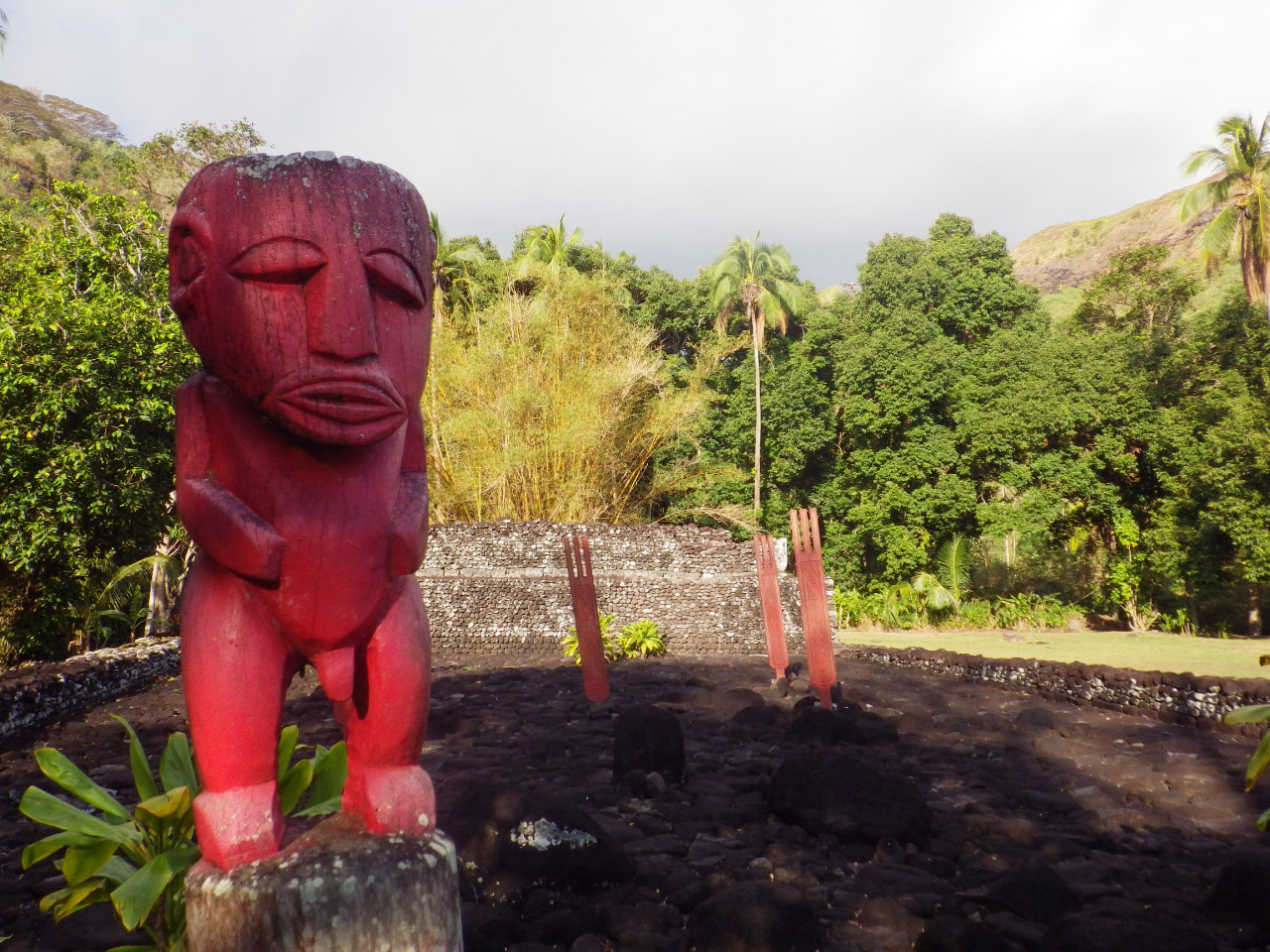représentation de dieu Polynésien à Tahiti (Tiki)
